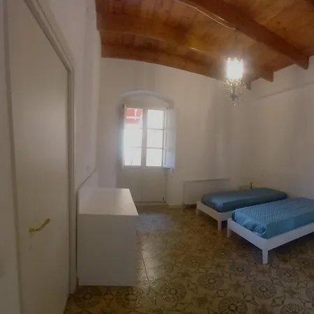 Casa Sinfonia, Spaziosa, Climatizzata, Vista Panoramica 奥齐耶里